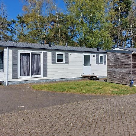 Ruim En Gezellig Chalet Voor 2 Personen Op De Veluwe Recreatiepark De Oude Driest Putten Esterno foto