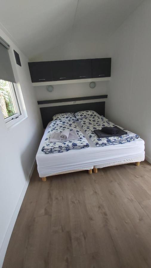 Ruim En Gezellig Chalet Voor 2 Personen Op De Veluwe Recreatiepark De Oude Driest Putten Esterno foto