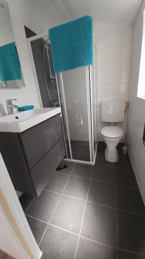 Ruim En Gezellig Chalet Voor 2 Personen Op De Veluwe Recreatiepark De Oude Driest Putten Esterno foto