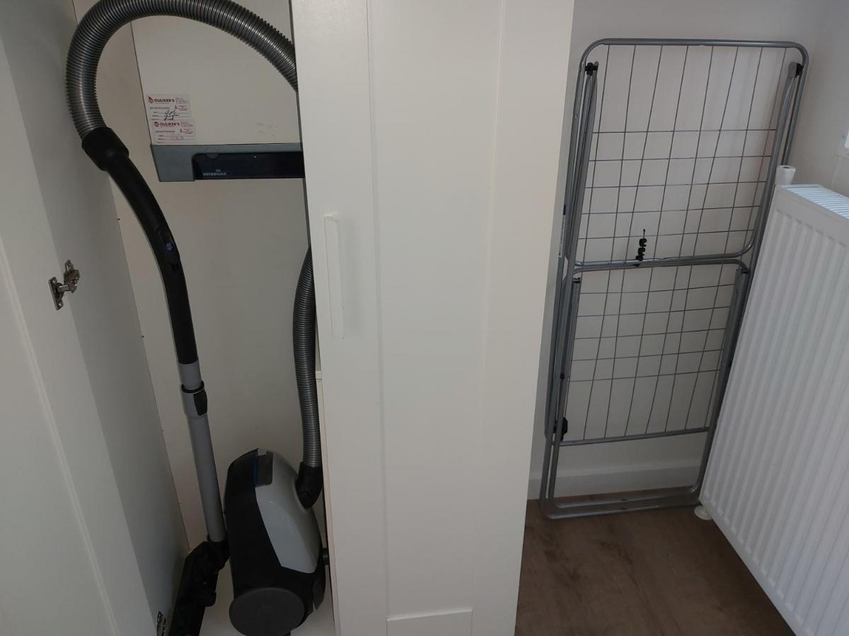 Ruim En Gezellig Chalet Voor 2 Personen Op De Veluwe Recreatiepark De Oude Driest Putten Esterno foto