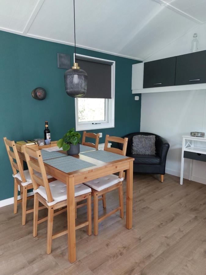 Ruim En Gezellig Chalet Voor 2 Personen Op De Veluwe Recreatiepark De Oude Driest Putten Esterno foto